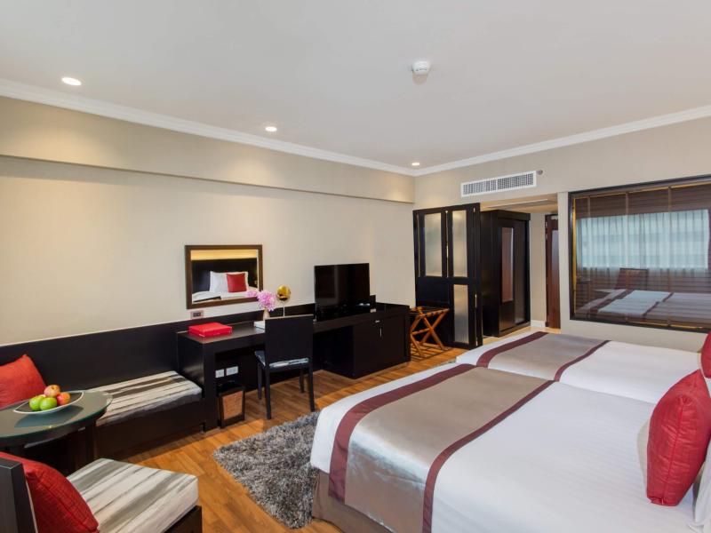 Ramada Plaza Menam Riverside Bangkok