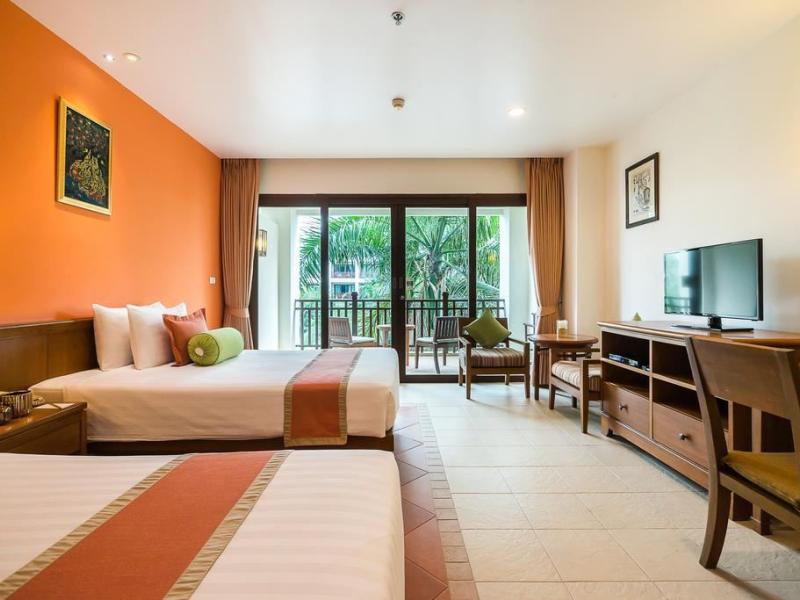 Ravindra Beach Resort & Spa