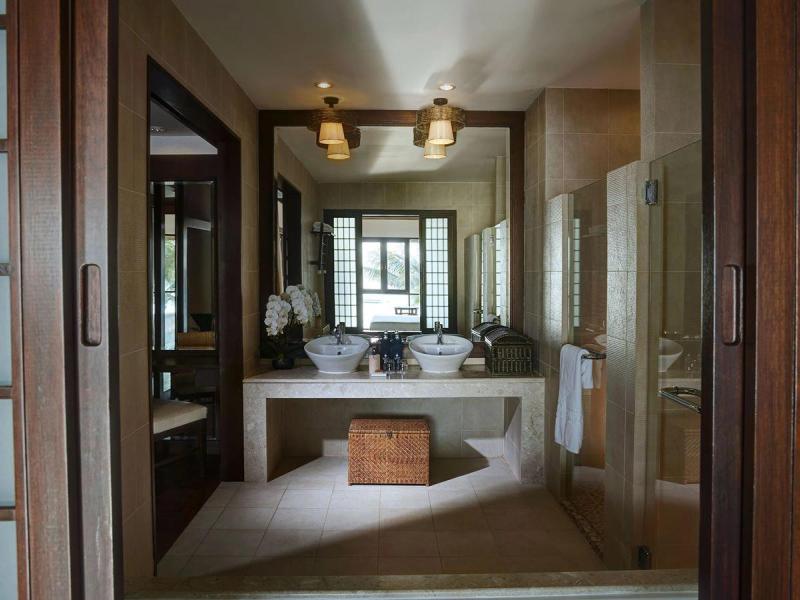 Rawi Warin Resort & Spa