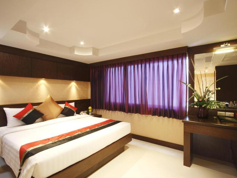 Rayaburi Hotel Patong