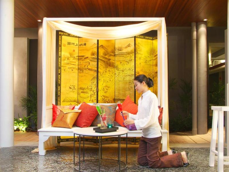 Red Ginger Chic Resort