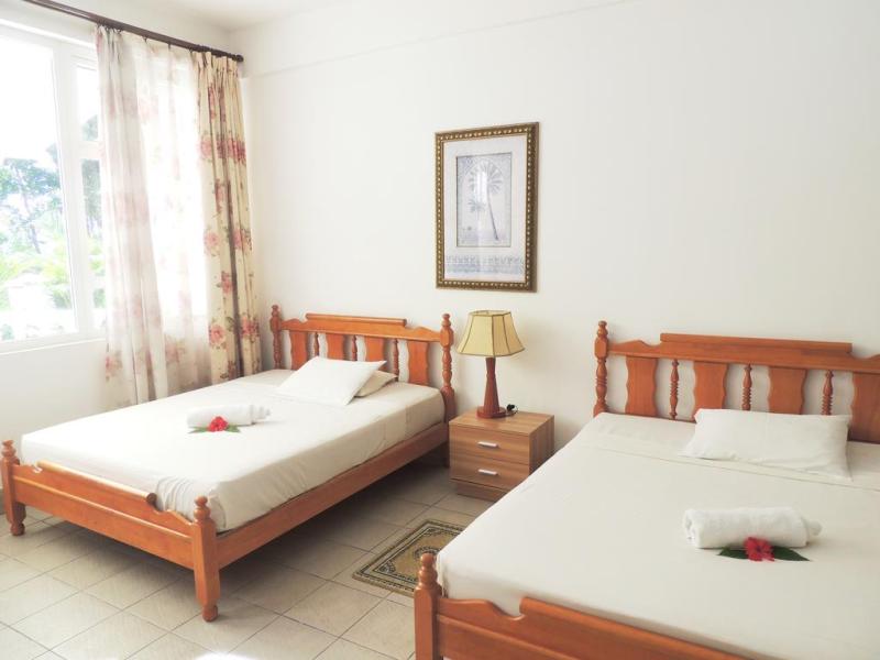 Reef Holidays Apartments