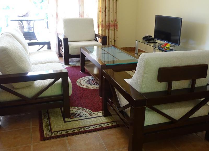 Reef Holidays Apartments