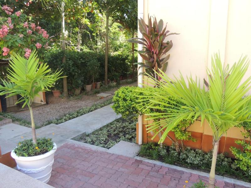 Reef Holidays Apartments