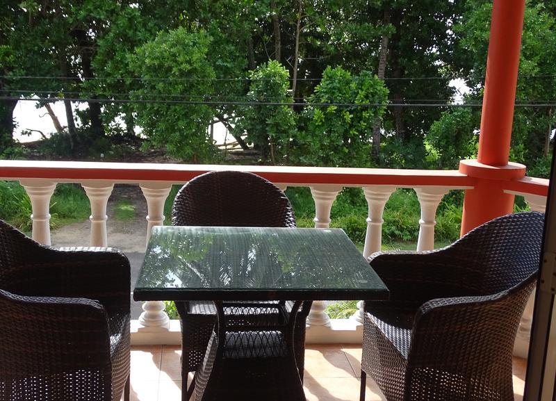 Reef Holidays Apartments