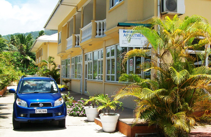 Reef Holidays Apartments