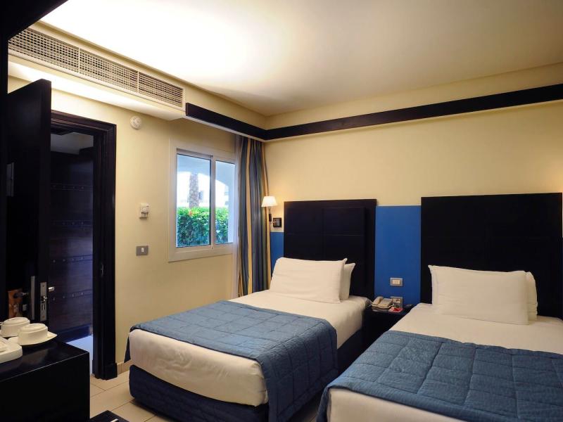 Reef Oasis Blue Bay Resort & Spa