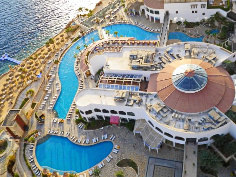 Reef Oasis Blue Bay Resort & Spa