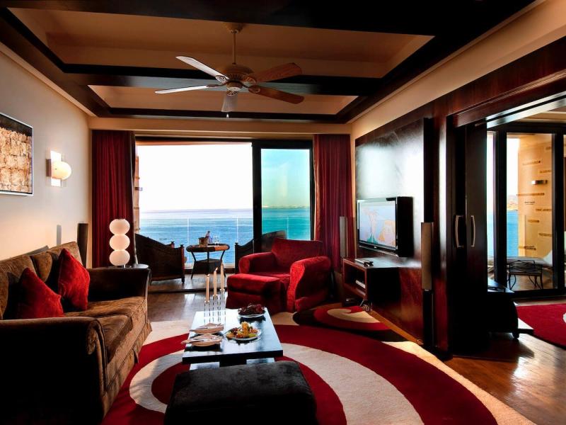 Reef Oasis Blue Bay Resort & Spa