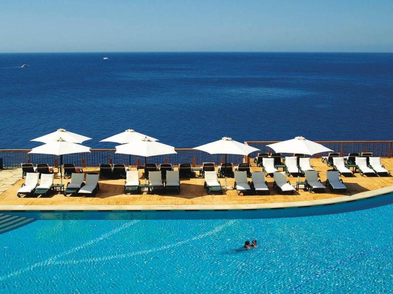 Reef Oasis Blue Bay Resort & Spa