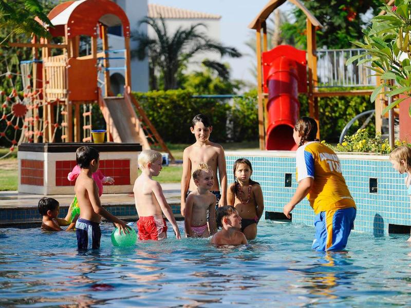 Reef Oasis Blue Bay Resort & Spa