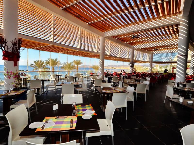 Reef Oasis Blue Bay Resort & Spa