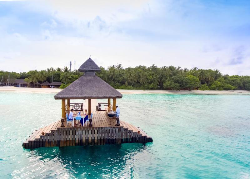 NH Collection Maldives Reethi Resort