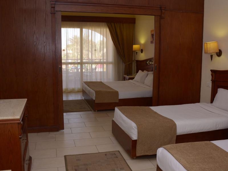 Regency Plaza Aqua Park & SPA