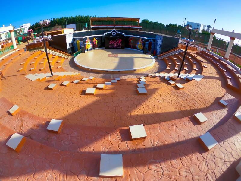 Regency Plaza Aqua Park & SPA