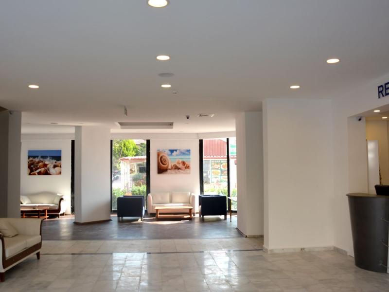 Jura Hotels Ada Beach