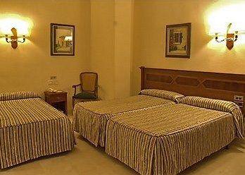 Hotel Reina Cristina