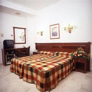 Hotel Reina Cristina