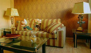Hotel Reina Cristina