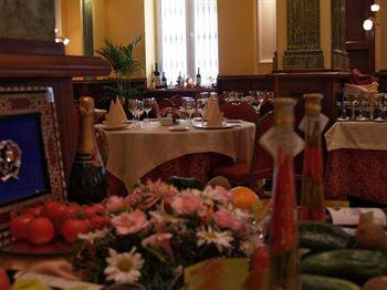 Hotel Reina Cristina