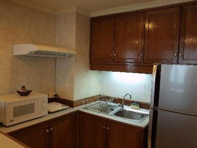 Rembrandt Towers Serviced Apartments