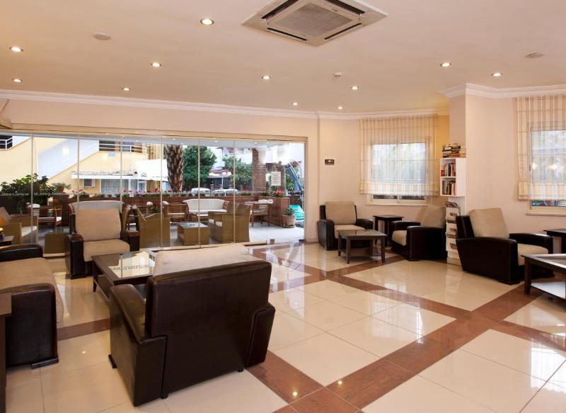 Kleopatra Remi Hotel