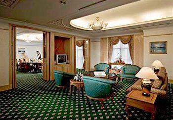 Renaissance East Wing