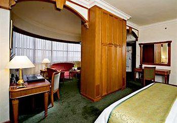 Renaissance East Wing