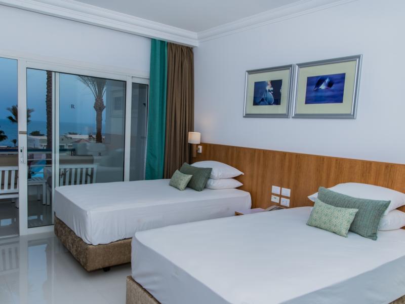 Renaissance Golden View Beach Resort 