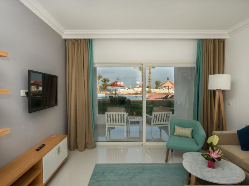 Renaissance Golden View Beach Resort 