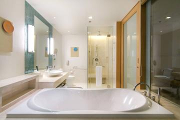 Отель Renaissance Phuket Resort & Spa Таиланд, пляж Май Кхао, фото 2