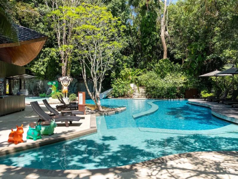 Renaissance Phuket Resort & Spa