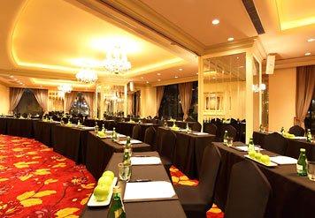 Renaissance Riverside