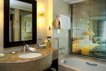 Renaissance Tianjin TEDA Hotel & Convention Centre