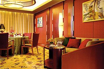 Renaissance Yangtze Shanghai