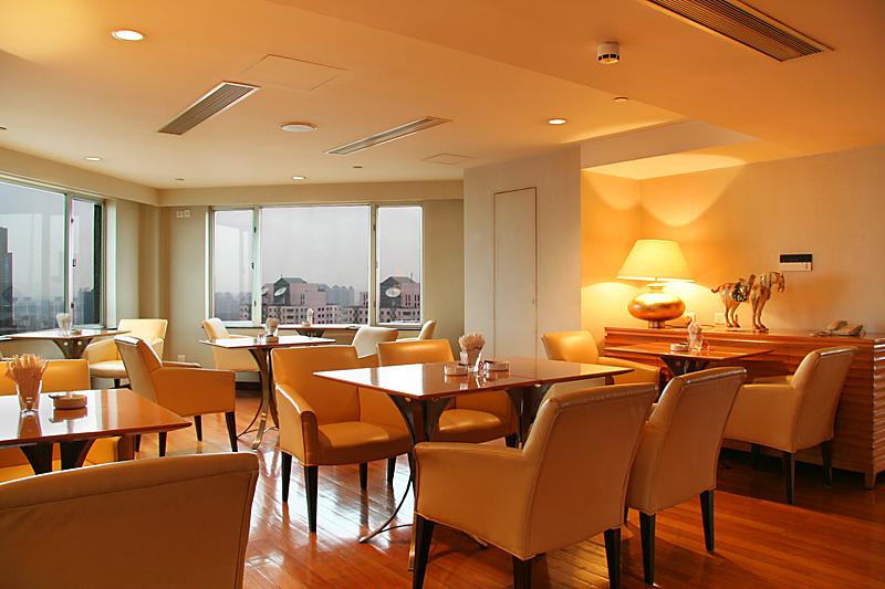 Renaissance Yangtze Shanghai