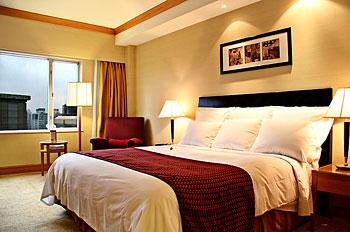 Renaissance Yangtze Shanghai