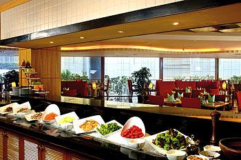 Renaissance Yangtze Shanghai