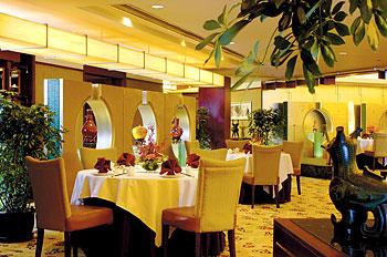 Renaissance Yangtze Shanghai