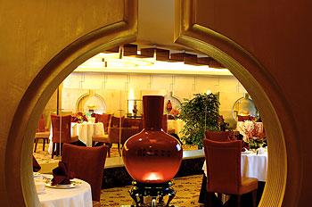 Renaissance Yangtze Shanghai