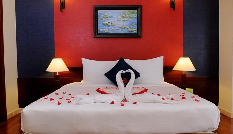 Asian Ruby Luxury Hotel