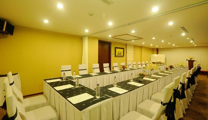 Asian Ruby Luxury Hotel