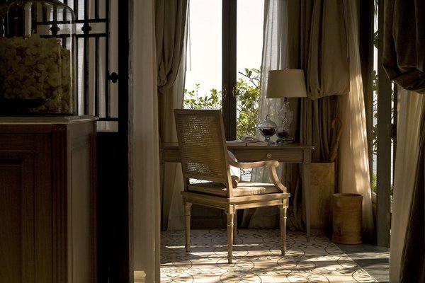The Scent Hotel