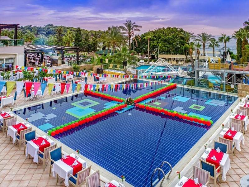 Sea Life Buket Resort & Beach