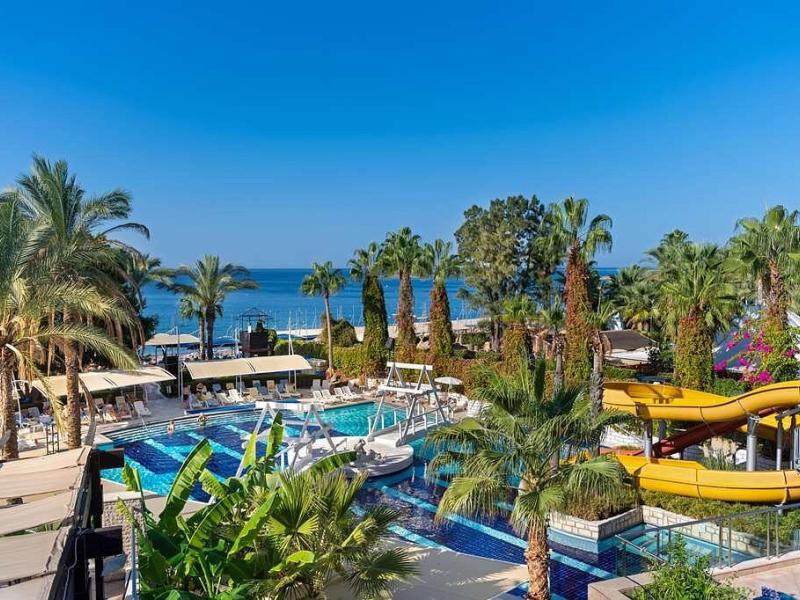 Sea Life Buket Resort & Beach