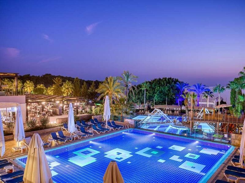 Sea Life Buket Resort & Beach