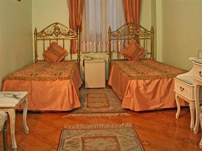 Askin Hotel