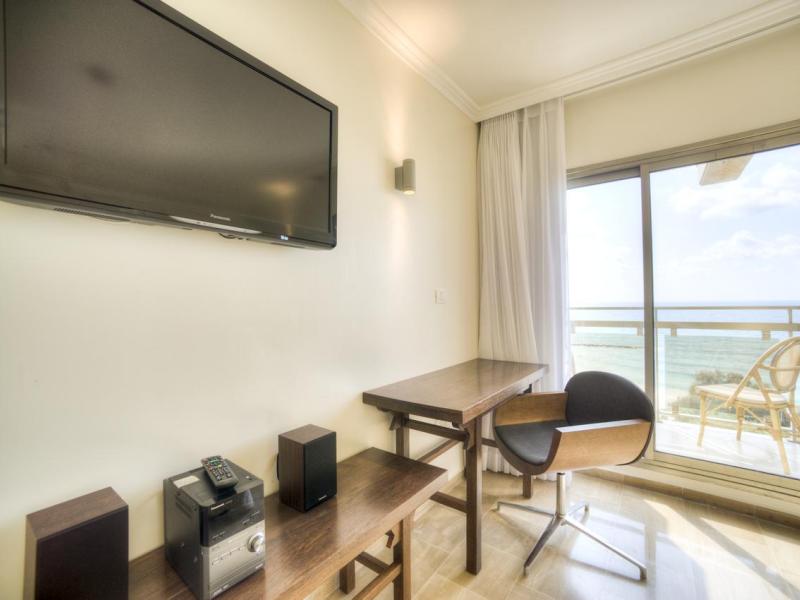 Residence Beach Hotel