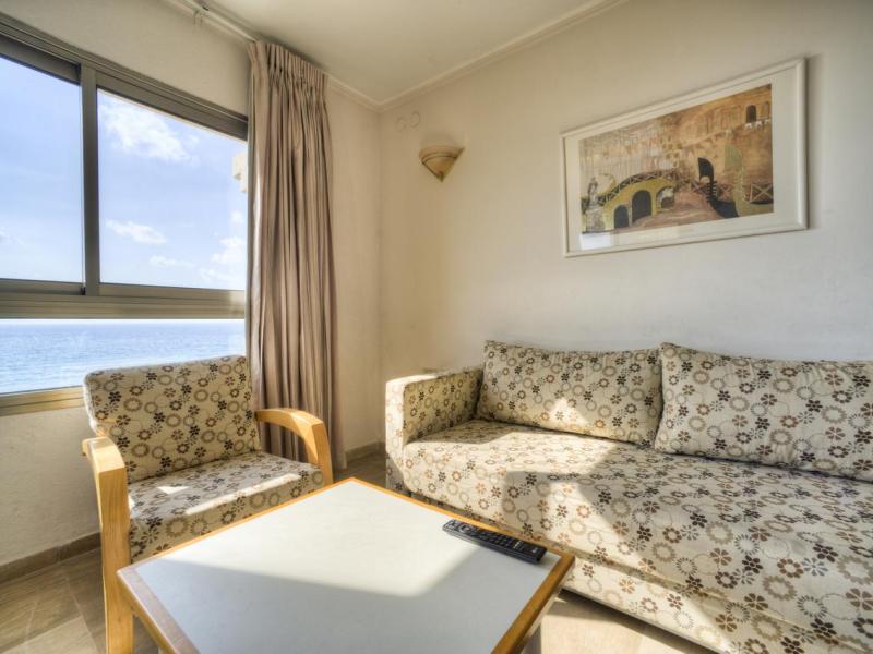 Residence Beach Hotel