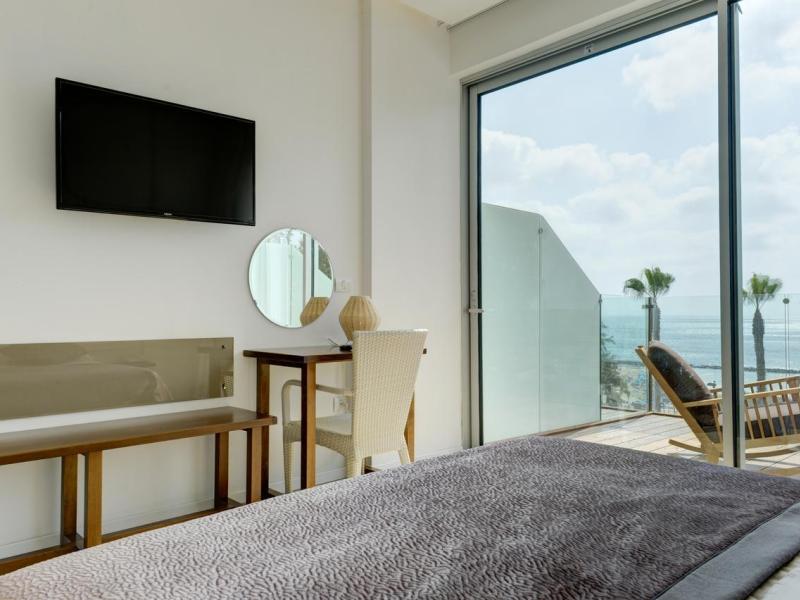 Residence Beach Hotel